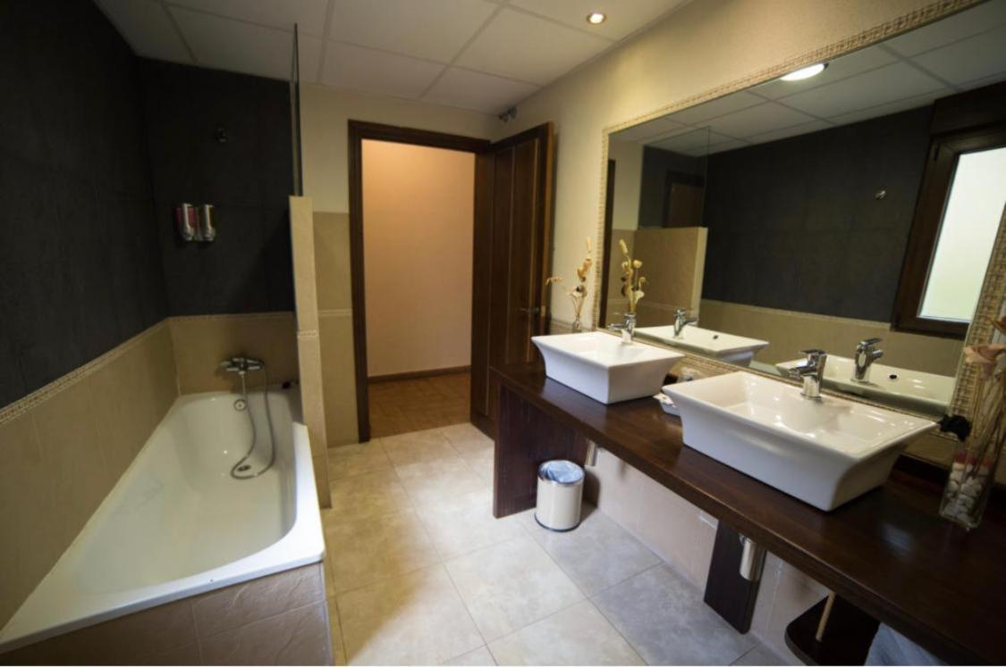 Hotel Casa Beletri ベハル エクステリア 写真